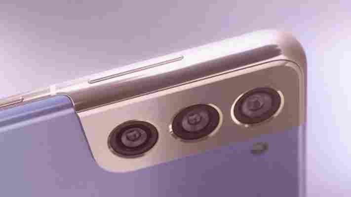 Leaked Galaxy S21 videos show off Samsung’s next flagships