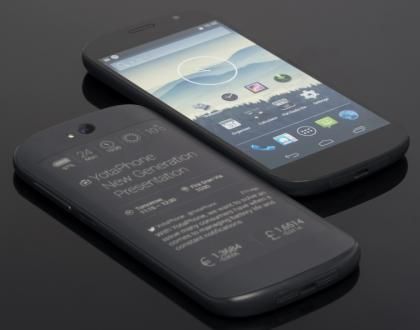 Next-gen Yotaphone unveiled: Dual-screen phone now has dual-touch